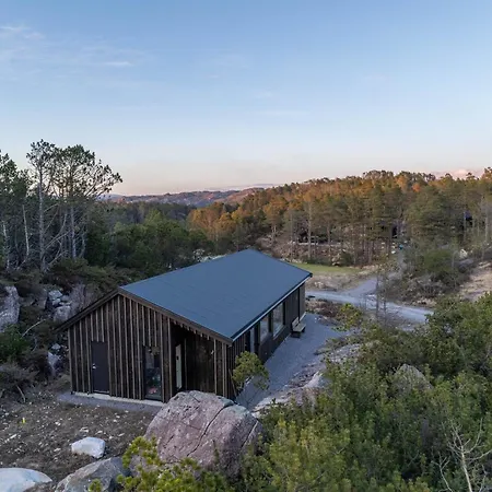 Holiday home Risfjell Hytta